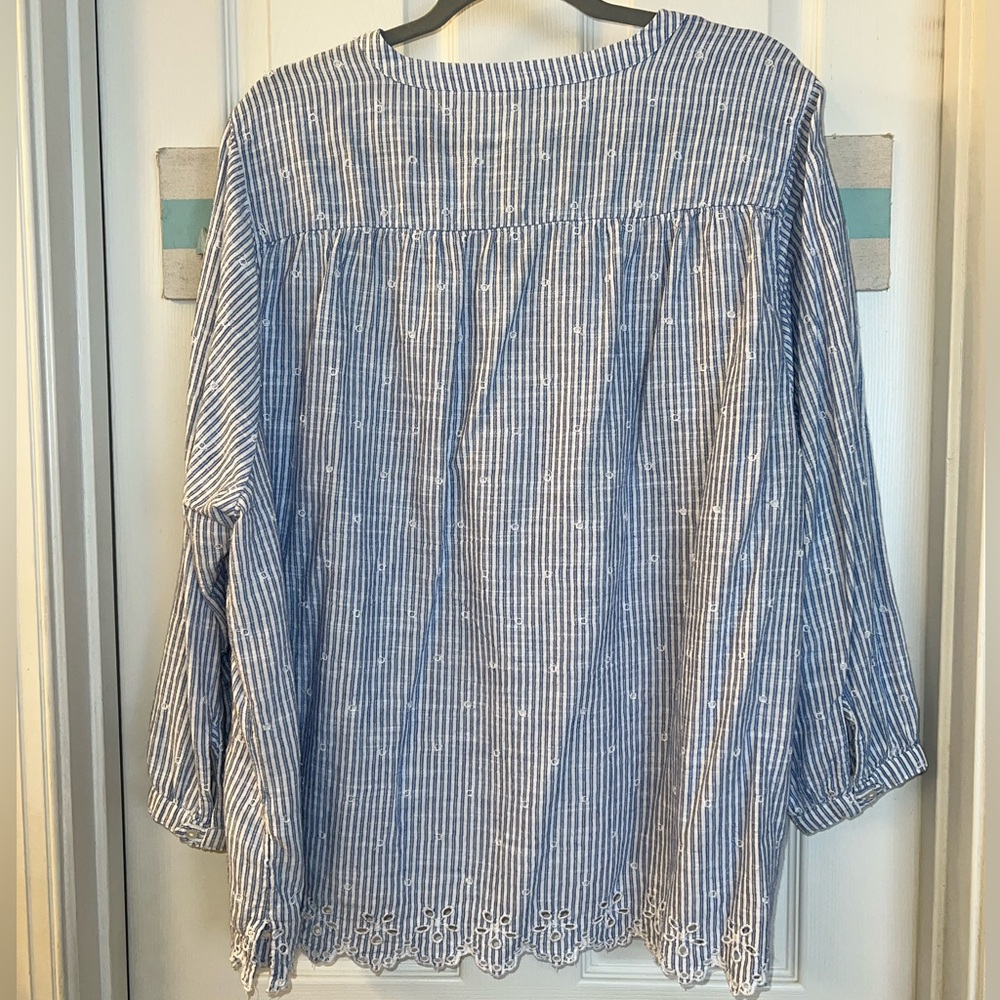 Old Navy Blue & White Stripe Eyelet Top Sz XL - Picture 6 of 8